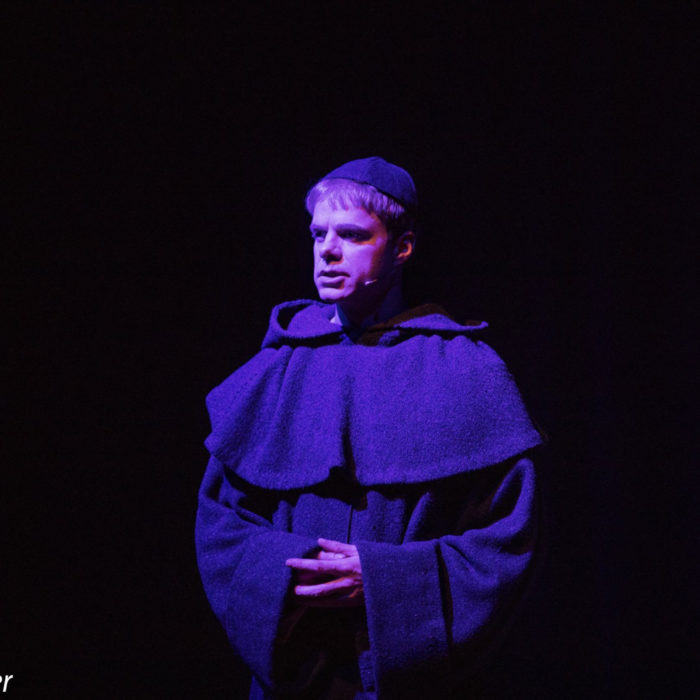 Proben für „Höllenfeuer – Luther der Rebell“ mit Benjamin Stoll als Martin Luther
